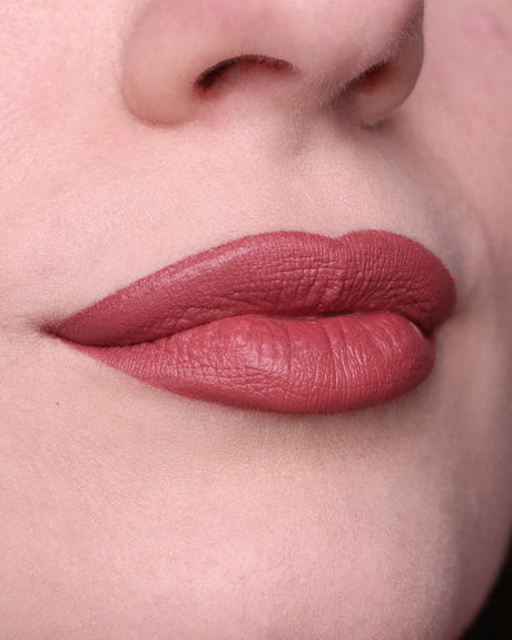 LONG LASTING – LIPSTICK PENCIL