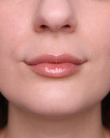 BALMY GLOSS – Shkëlqyes ushqyes për buzët