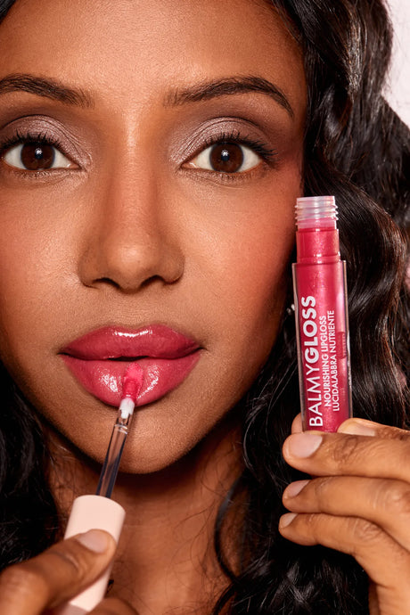 BALMY GLOSS – Shkëlqyes ushqyes për buzët